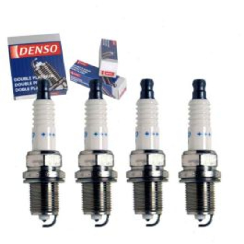 4 pc DENSO Double Platinum Spark Plugs for 1999-2001 Saturn SW2 1.9L L4