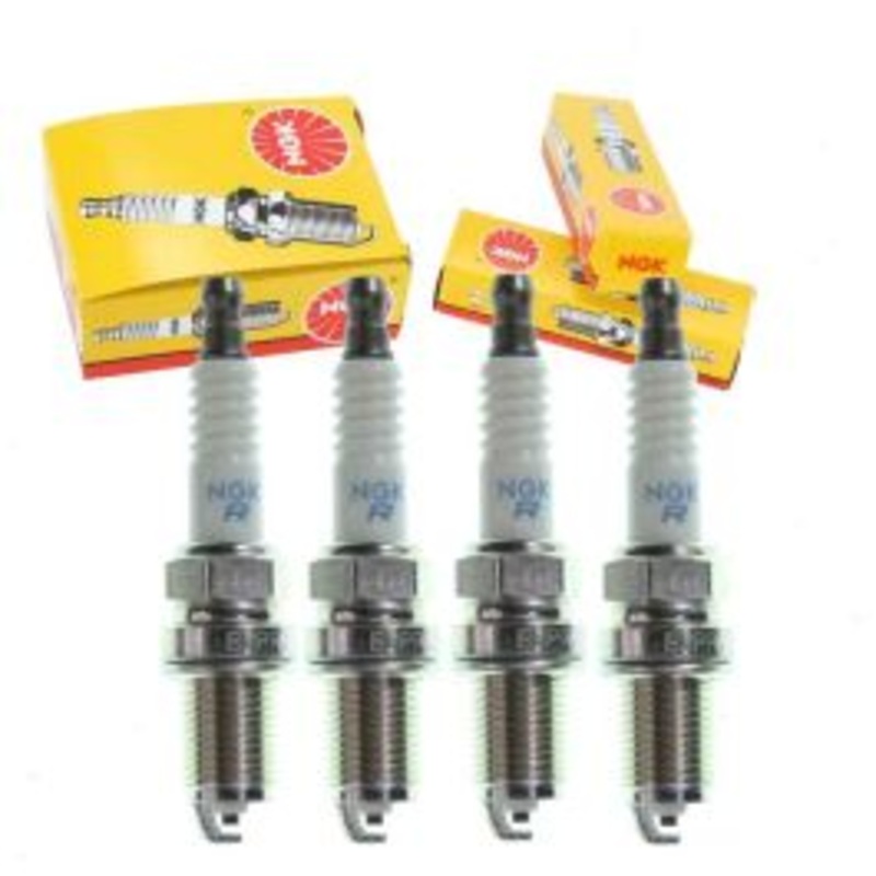 4 pc NGK Standard Spark Plugs for 1994-1998 Saab 900 2.0L L4