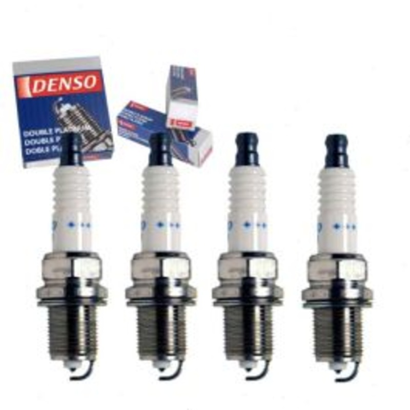 4 pc DENSO Double Platinum Spark Plugs for 1989-1990 Nissan Pulsar NX 1.6L L4