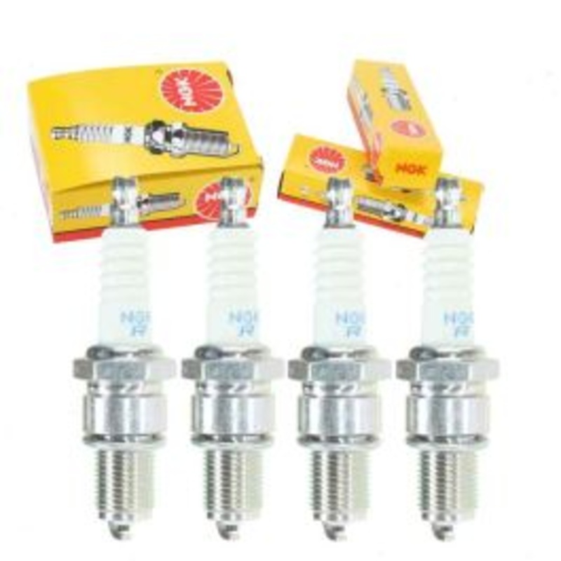 4 pc NGK Standard Spark Plugs for 1984-1993 Lada Niva 1.6L L4