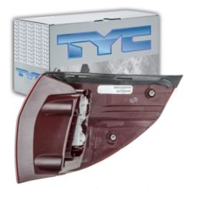 TYC Left Outer Tail Light Assembly for 2004-2005 Toyota Sienna