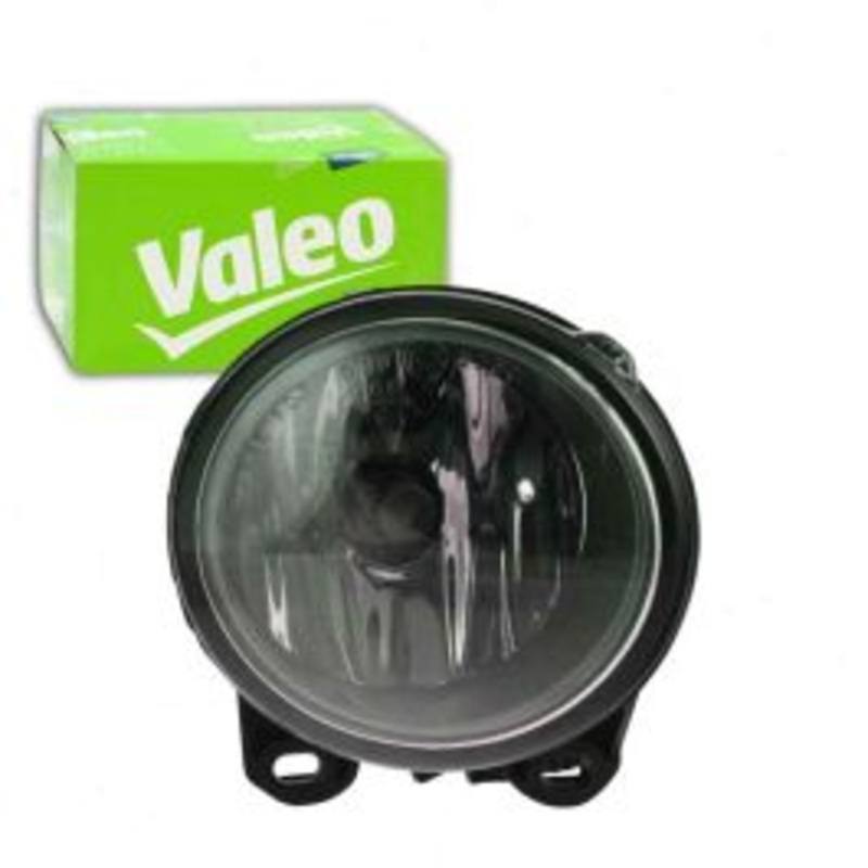 Valeo Front Right Fog Light for 2010-2013 BMW 535i GT
