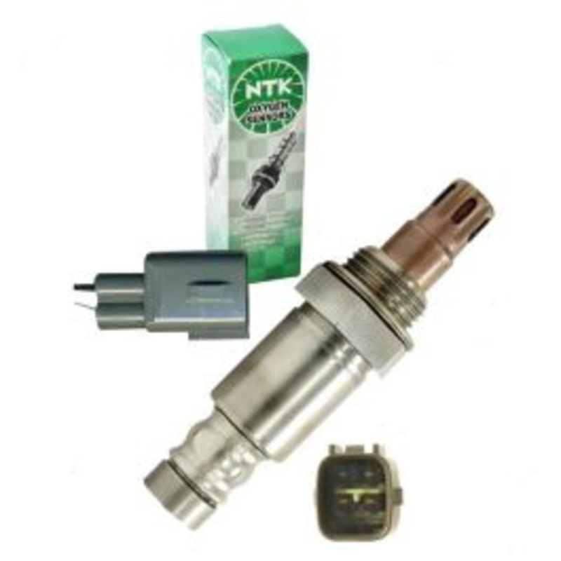 NGK NTK Upstream Right Air Fuel Ratio Sensor for 2005-2007 Lexus LX470 4.7L V8