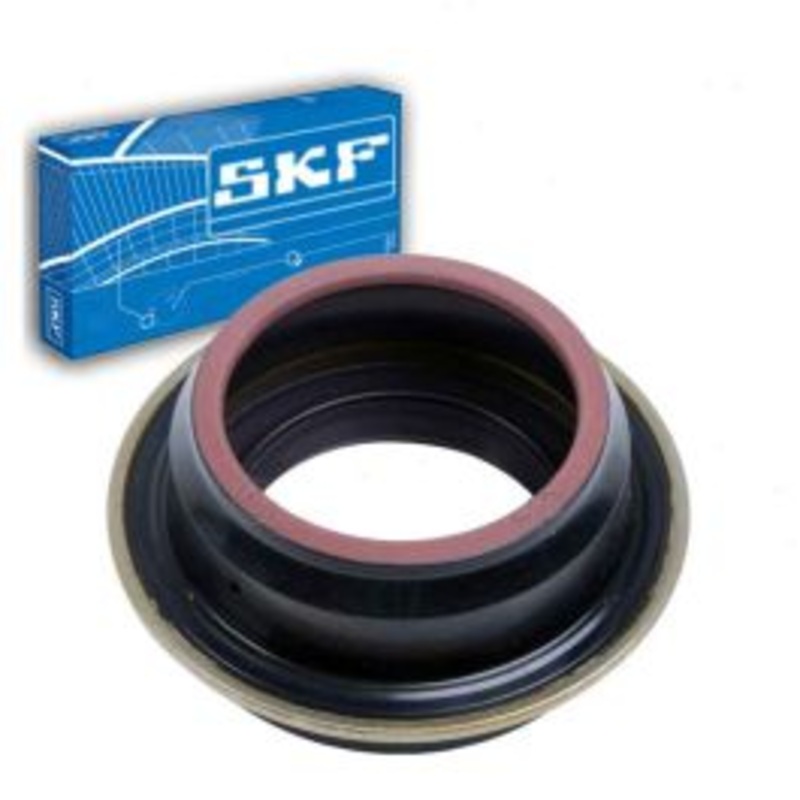 SKF Rear Transfer Case Output Shaft Seal for 2000-2007 Chevrolet Suburban 1500